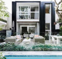 Luxico - Pearce Street - New South Wales Tourism 