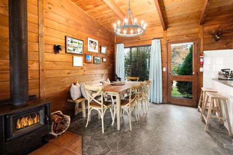 Mt Bellevue Lodge - King Valley - New South Wales Tourism  6