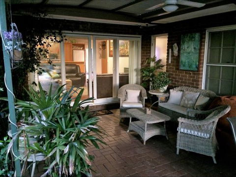 Palm Haven Bed And Breakfast - New South Wales Tourism  0