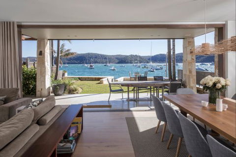 Pittwater Beach House - New South Wales Tourism  0