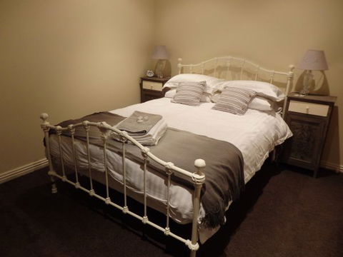 Quartz Cottage - New South Wales Tourism  6