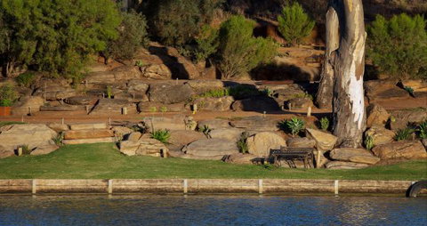 Riverbush Cottages - New South Wales Tourism  5