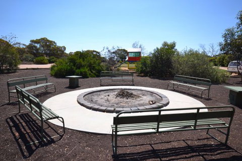 Riverbush Cottages - New South Wales Tourism  7