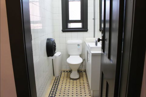 Royal Hotel Ryde - New South Wales Tourism  8