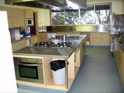 Schuss Lodge Thredbo - New South Wales Tourism  1