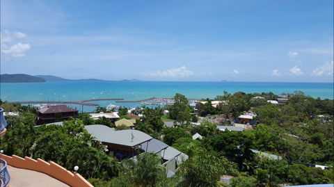 Sea Star Holiday Apartments - New South Wales Tourism  1