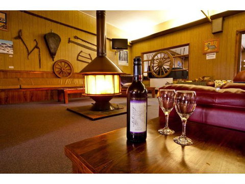 Snowy Mountains Resort And Function Centre - New South Wales Tourism  7