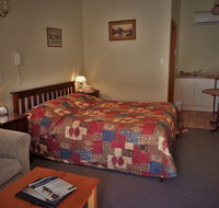 Sonbern Lodge Motel - New South Wales Tourism 