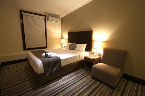 Southern Cross Hotel - New South Wales Tourism  1