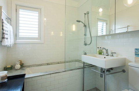 Stylish Interiors In The Bay - New South Wales Tourism  7