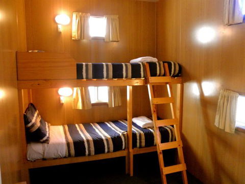 Strahan Beach Tourist Park - New South Wales Tourism  3