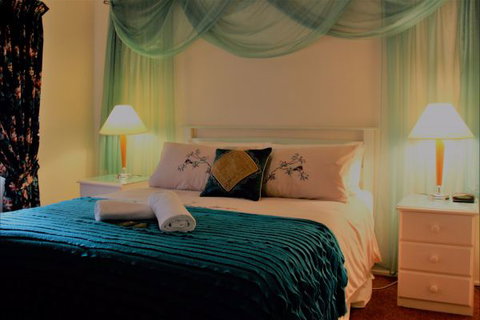 Sundial Holiday Apartments - New South Wales Tourism  2