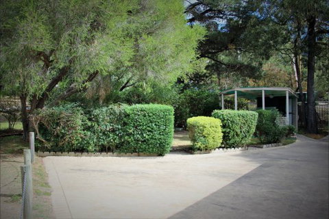 Sundial Holiday Apartments - New South Wales Tourism  7