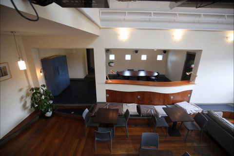 The Nook Backpackers - New South Wales Tourism  9