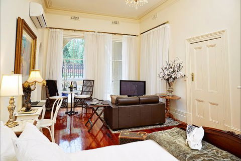 The Suites, Villa Belgravia - New South Wales Tourism  6