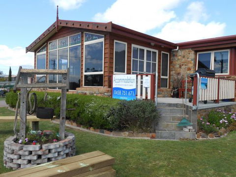 Tidelines Of Bicheno - New South Wales Tourism  0