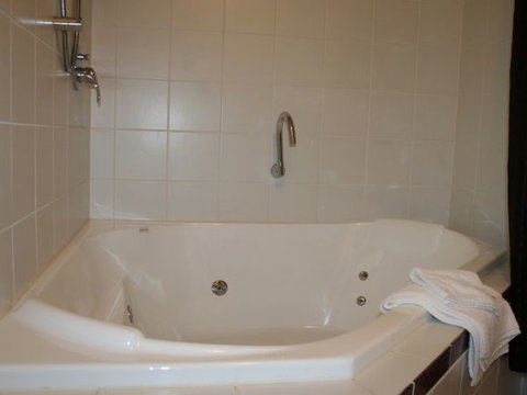 Tudor Cottages Mount Dandenong - New South Wales Tourism  4