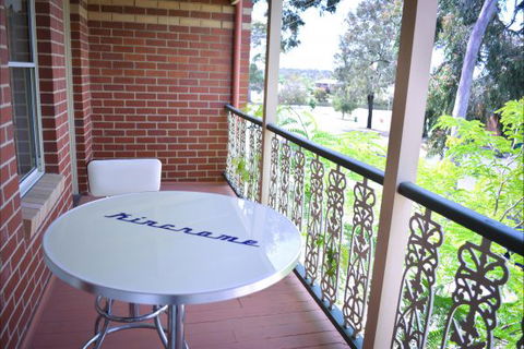 Turner Terrace - New South Wales Tourism  5