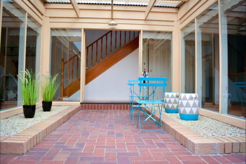 Turner Terrace - New South Wales Tourism  6