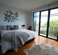 Two Five Zero / Richmond - New South Wales Tourism 