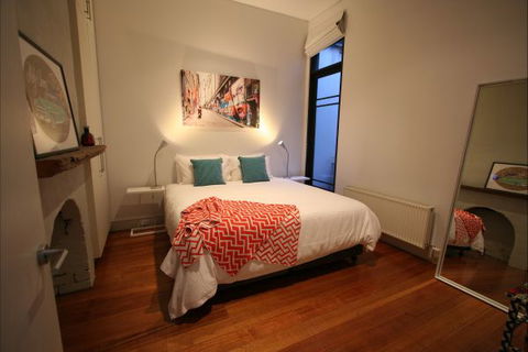 Two Five Zero / Richmond - New South Wales Tourism  5