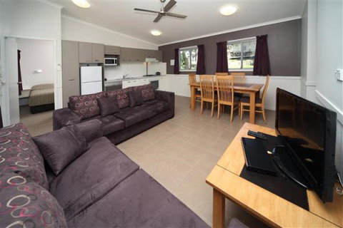 Ulladulla Headland Holiday Park - New South Wales Tourism  2