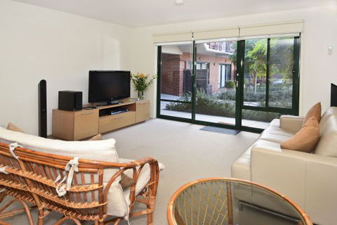 Unit 5 Wyuna Queenscliff - New South Wales Tourism  1