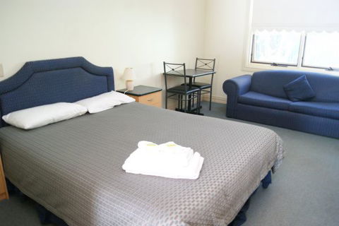 Valley Hotel Motel - New South Wales Tourism  2