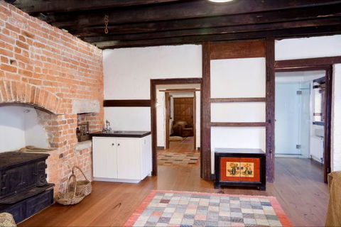 Vine Lodge Heritage Getaway - New South Wales Tourism  7