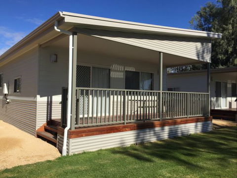 Waikerie Holiday Park - New South Wales Tourism  0