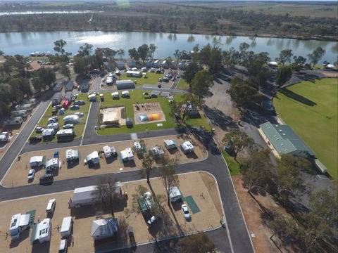 Waikerie Holiday Park - New South Wales Tourism  3