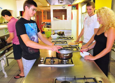 Westend Backpackers - New South Wales Tourism  5