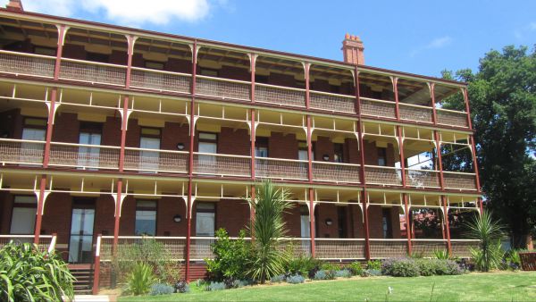 Fairfield VIC New South Wales Tourism 