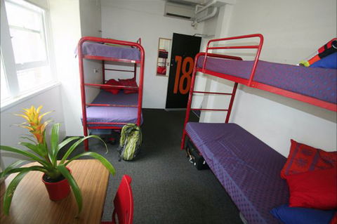 Zing! Backpackers Hostel - New South Wales Tourism  9