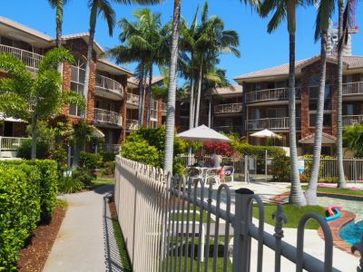Oceanside Cove Holiday Apartments - New South Wales Tourism  4