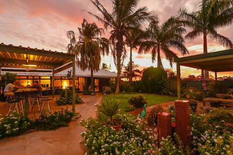 Devils Marbles Hotel–Wauchope - New South Wales Tourism  0