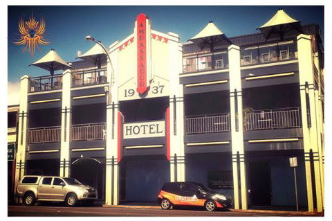 Mojo @The Ambassador Hotel - New South Wales Tourism  5