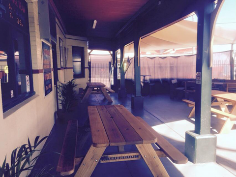 The Commercial Hotel - New South Wales Tourism  5
