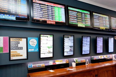 Manning River Hotel - New South Wales Tourism  6