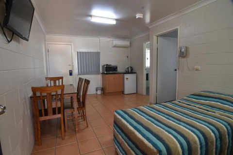Billabong Motor Inn - New South Wales Tourism  20