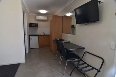 Billabong Motor Inn - New South Wales Tourism  4