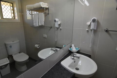 Billabong Motor Inn - New South Wales Tourism  25