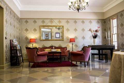 Bli Bli House Luxury Accommodation - New South Wales Tourism  13
