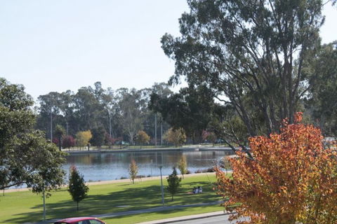 Central Shepparton Apartments - New South Wales Tourism  9