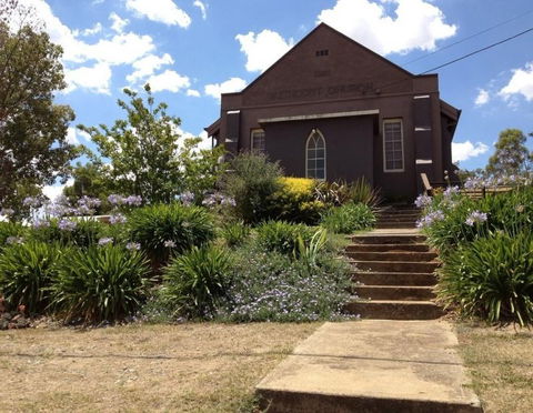 Church House B&B Gundagai - New South Wales Tourism  4