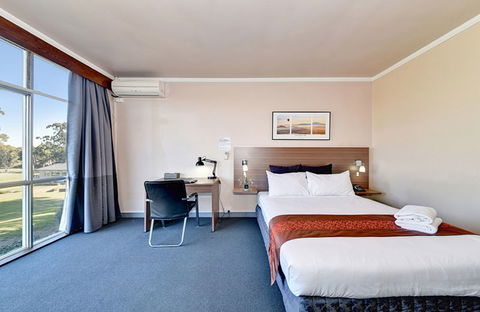 Red Star Hotel West Ryde - New South Wales Tourism  1