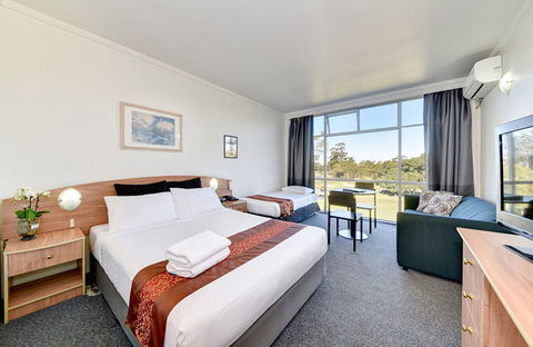 Red Star Hotel West Ryde - New South Wales Tourism  3