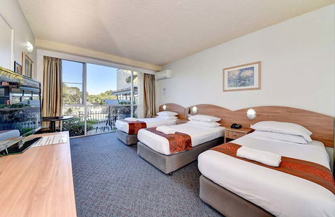 Red Star Hotel West Ryde - New South Wales Tourism  4