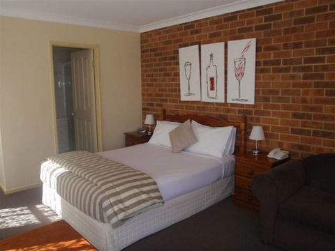 Aussie Rest Motel - New South Wales Tourism  1