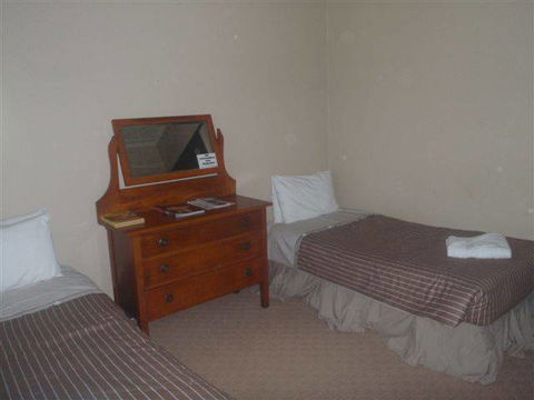 Aussie Rest Motel - New South Wales Tourism  2